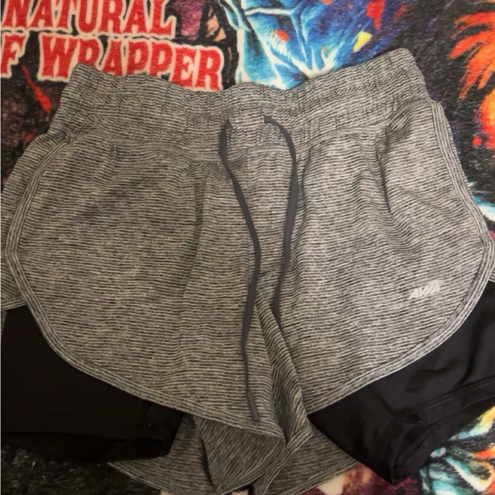 Avia athletic shorts size xs